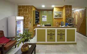 Hotel Virgen de los Reyes